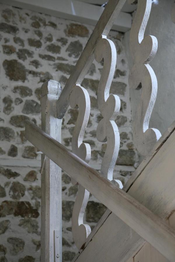 Bed and Breakfast La Paresse En Douce Tours-Sur-Meymont Экстерьер фото